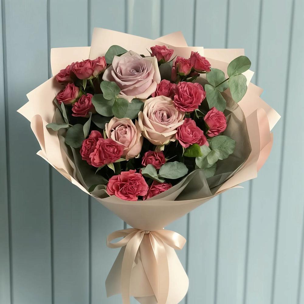 Букет цветов из: Гвоздики и Розы в Цветковский