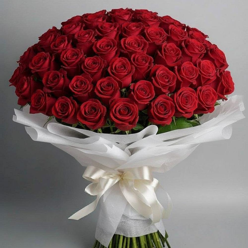 Букет 101 Красная роза Блэк Мэджик в Цветковский