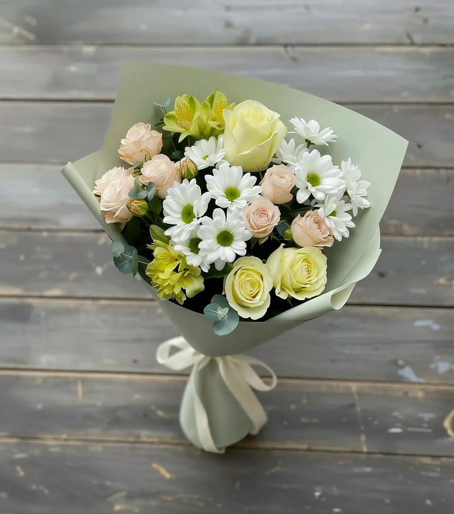 Букет цветов из: Альстромерии, Розы и Хризантемы в Цветковский