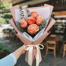 Букет цветов из:  Розы в Цветковский