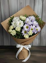 Букет цветов из:  Хризантемы и Розы в Цветковский