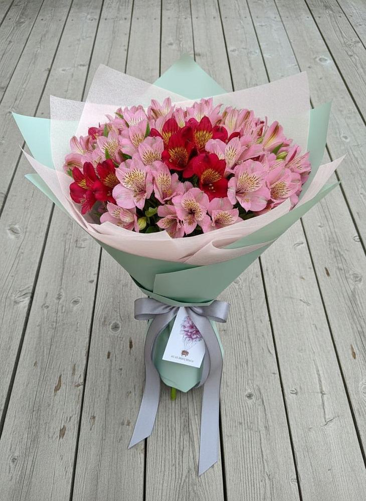 Букет цветов из: Альстромерии в Цветковский