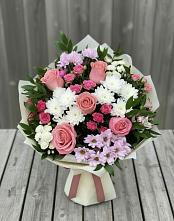 Букет цветов из:  Альстромерии, Гвоздики, Розы и Хризантемы в Цветковский