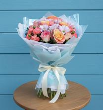 Букет цветов из:  Хризантемы и Розы в Цветковский